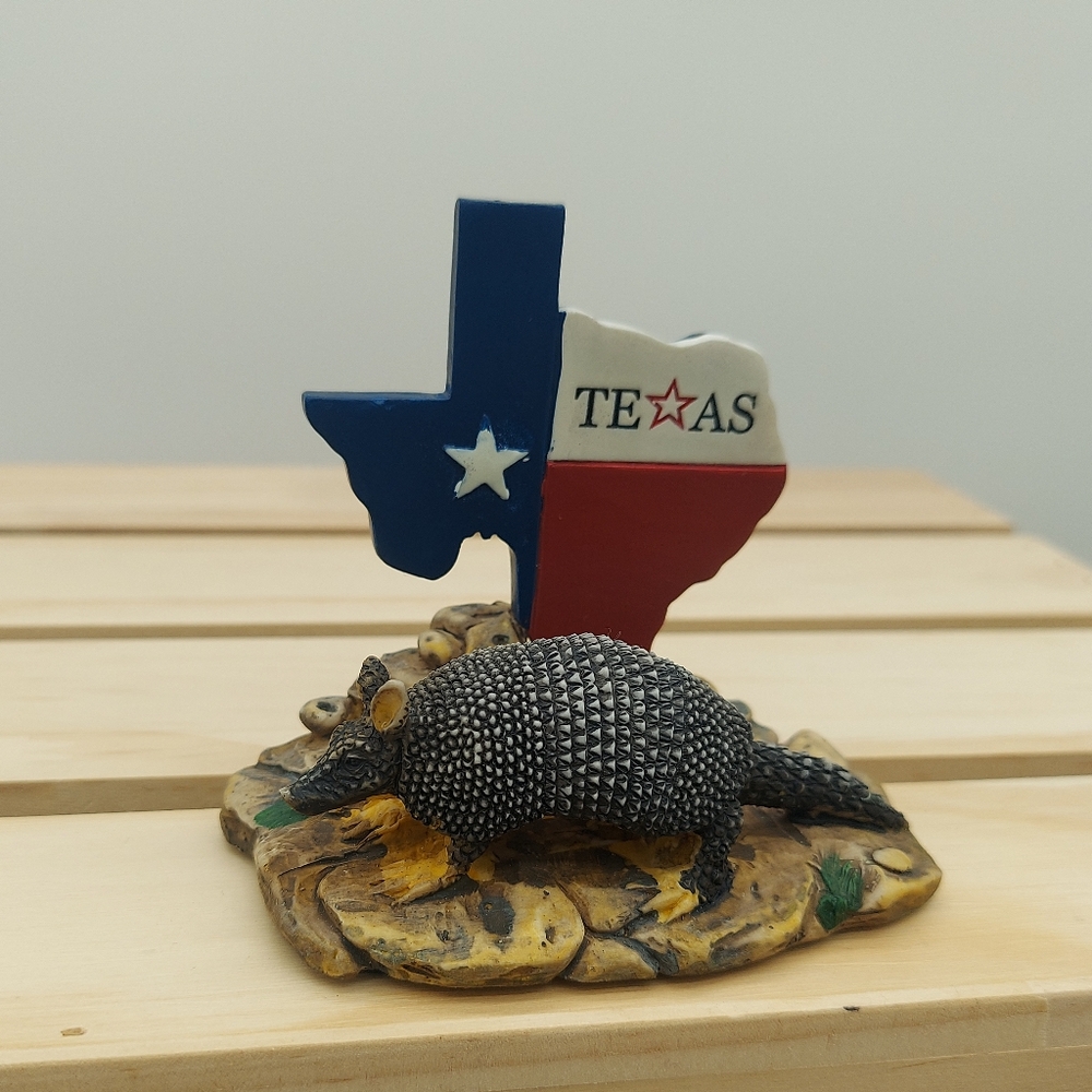 Resin 3D Armadillo Texas Lone Star State Themed Souvenir